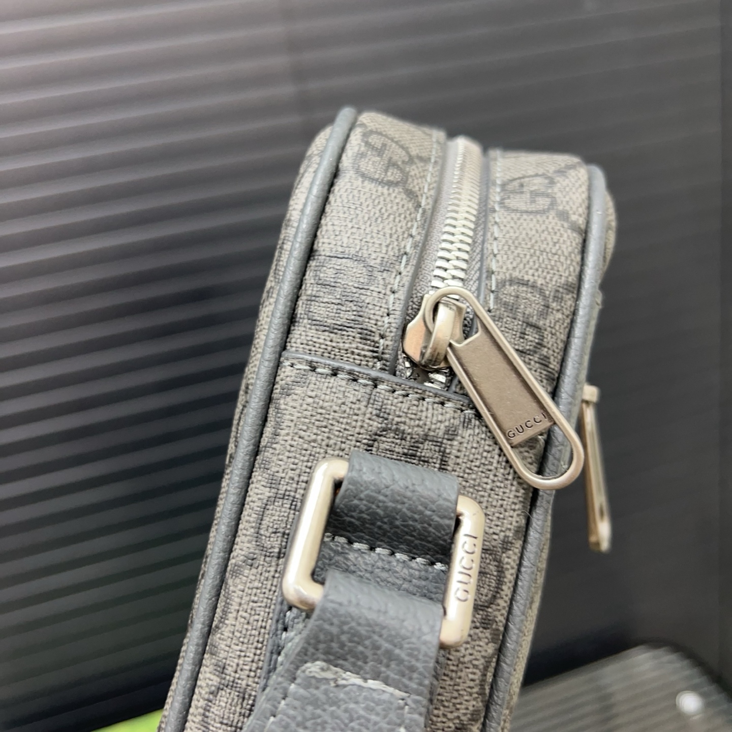 P285 Gucci グッチ Ophidia プリントのシングルショルダーバッグ