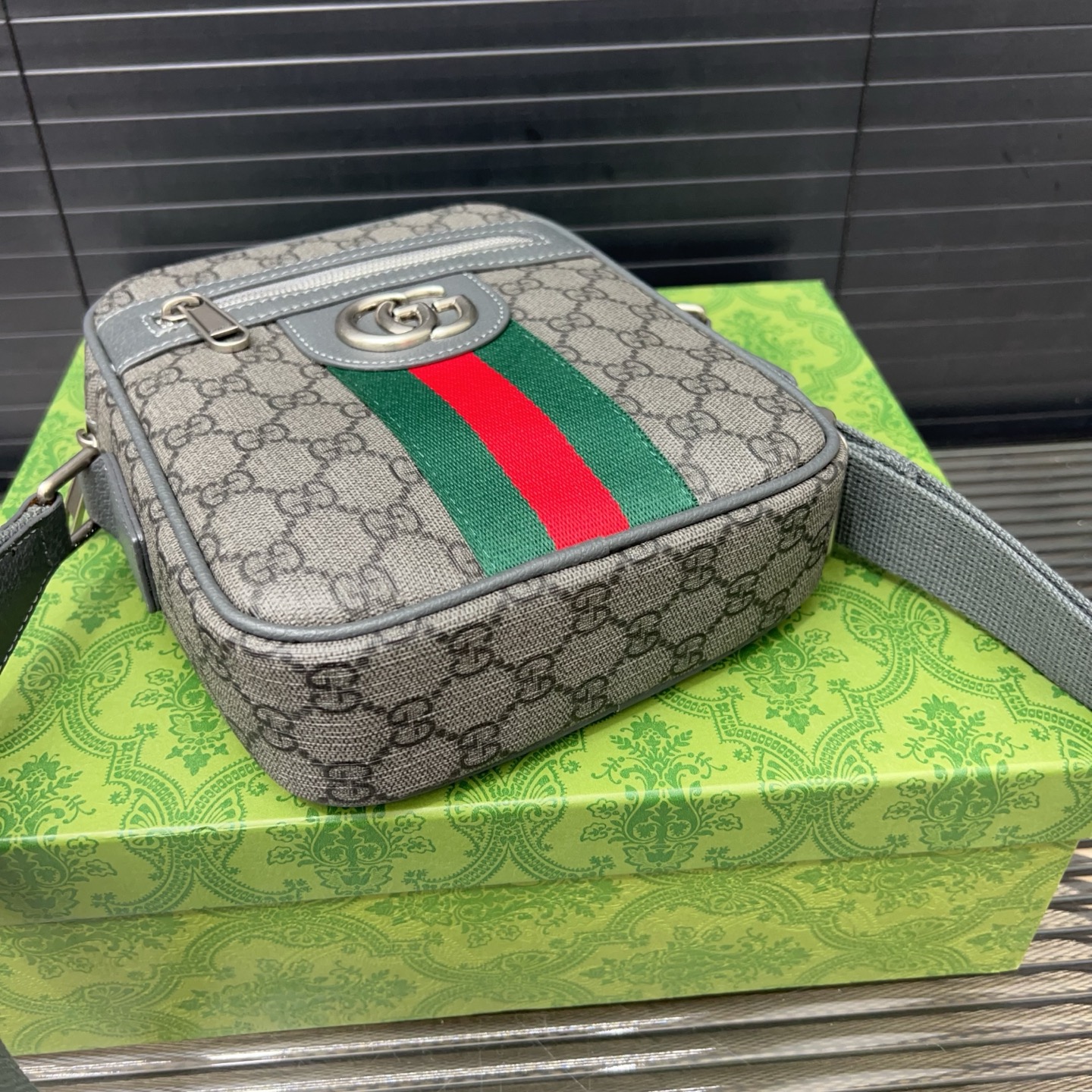 P285 Gucci グッチ Ophidia プリントのシングルショルダーバッグ