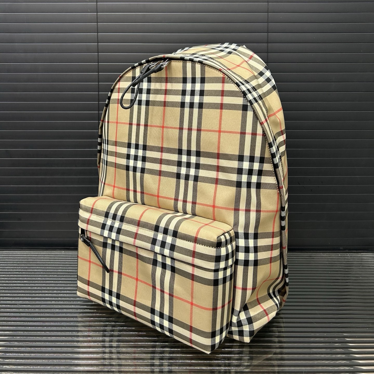 P260 Burberry バーバリー Vintage の格子模様とストライプのキャンバスダブルショルダーバッグ。