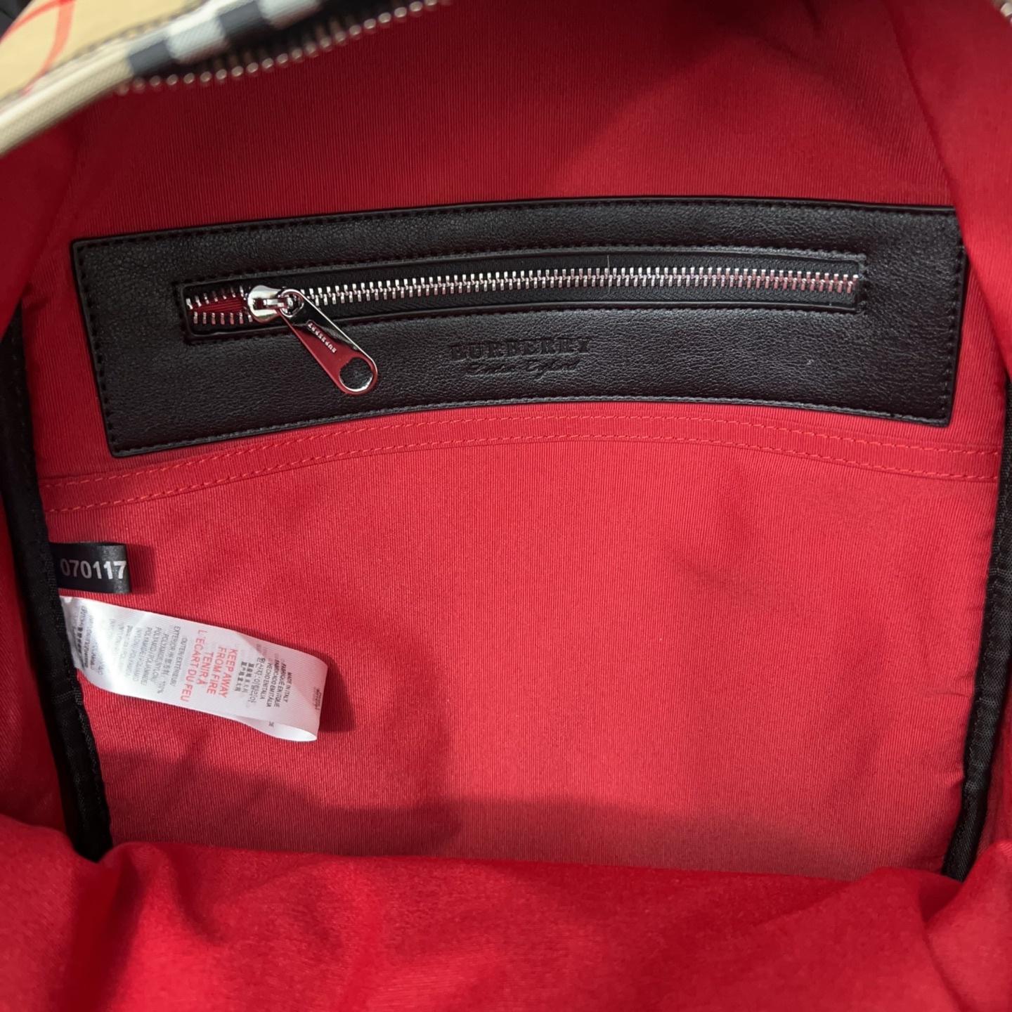 P260 Burberry バーバリー Vintage の格子模様とストライプのキャンバスダブルショルダーバッグ。