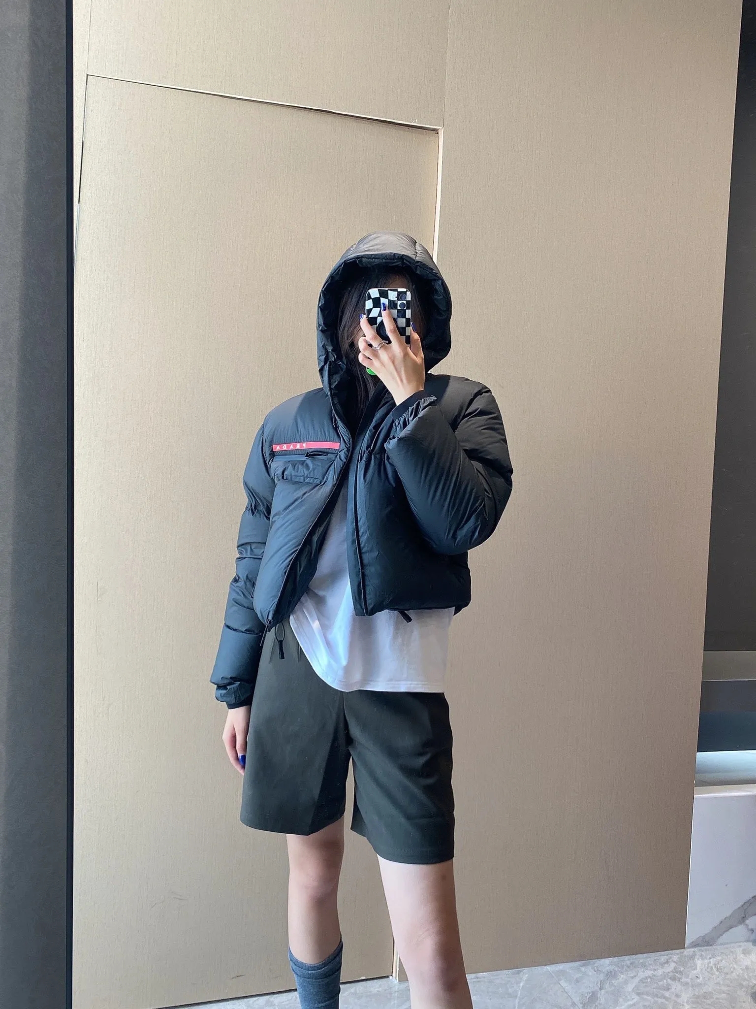 PRADAプラダ 冬のダウンジャケット 旬の新作 90%ホワイトダックダウンユニセックスMONCLER