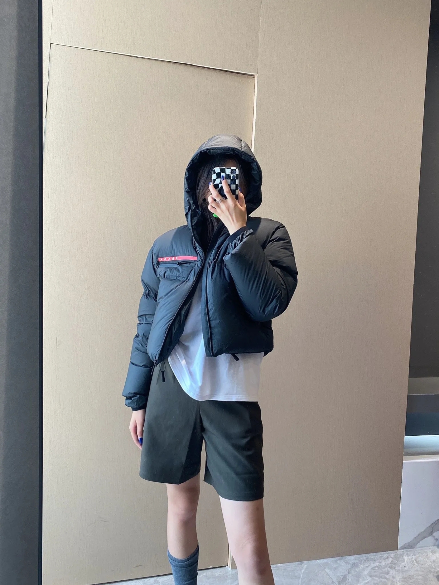 PRADAプラダ 冬のダウンジャケット 旬の新作 90%ホワイトダックダウンユニセックスMONCLER