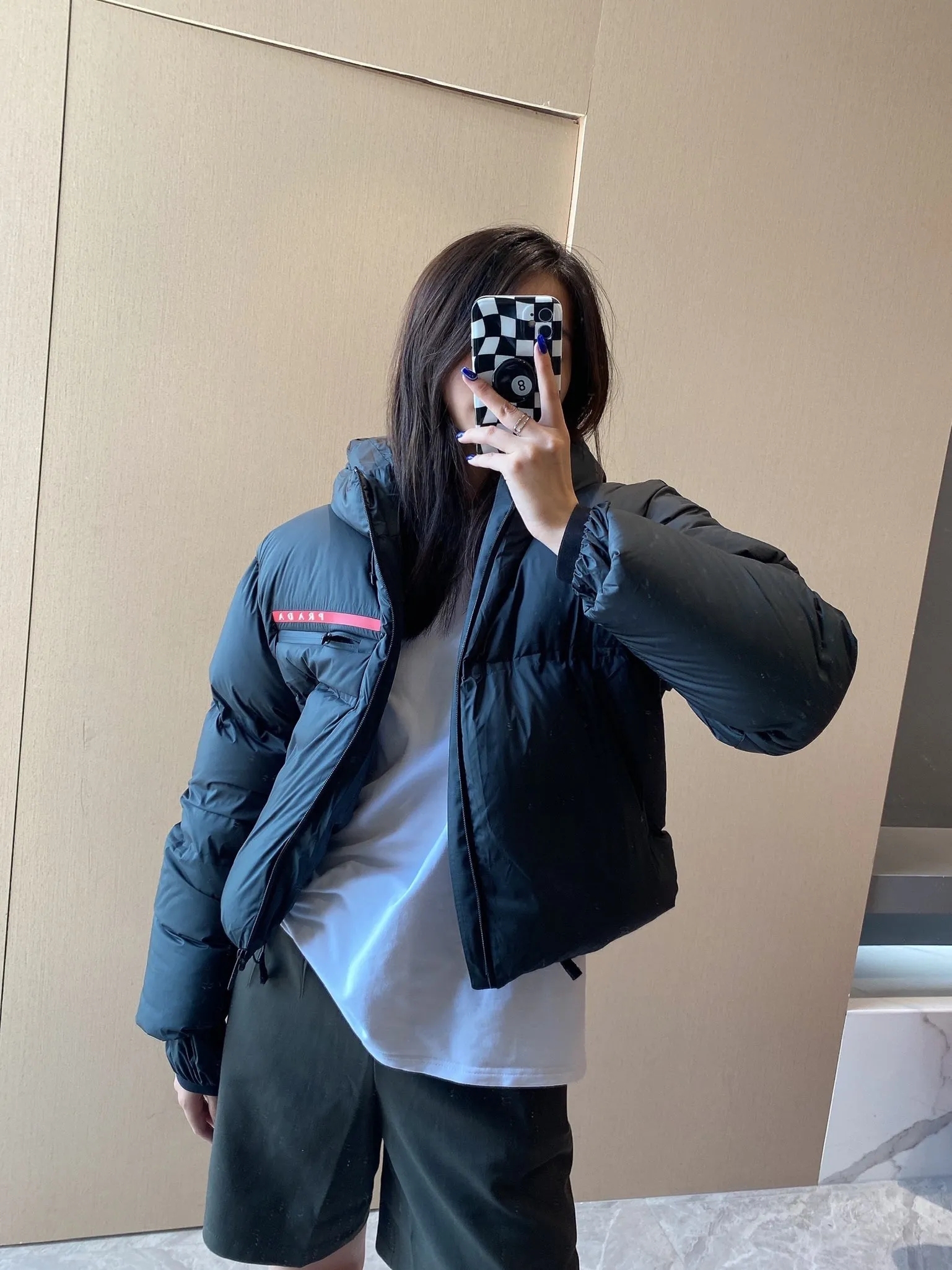 PRADAプラダ 冬のダウンジャケット 旬の新作 90%ホワイトダックダウンユニセックスMONCLER