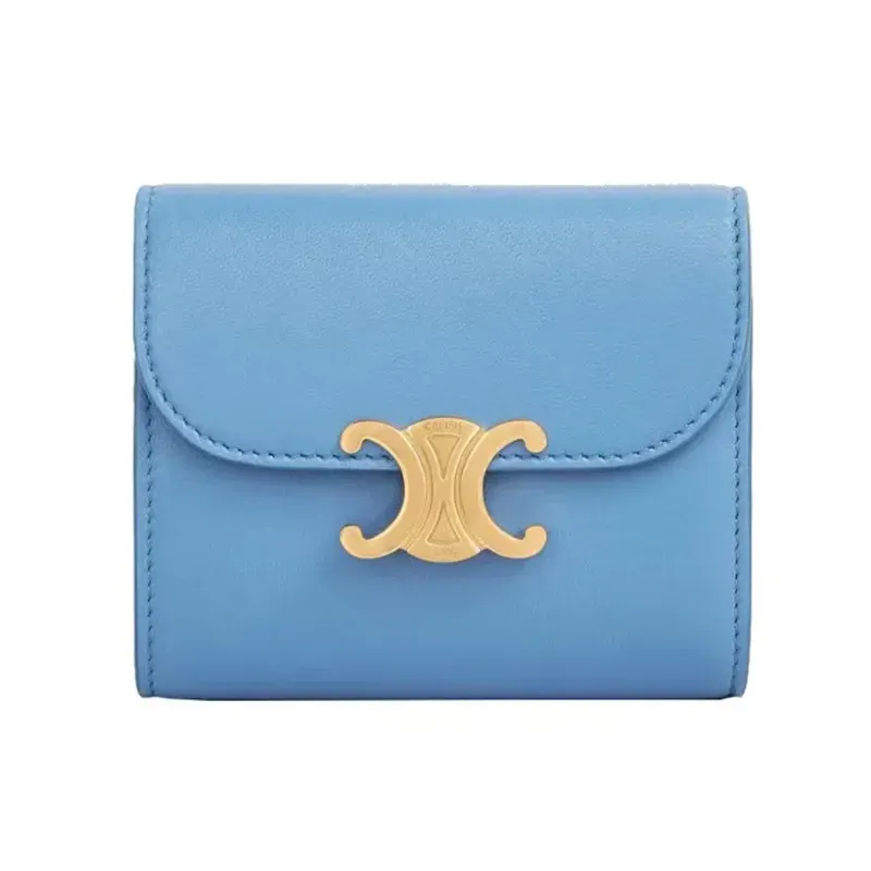 CELINE【入手困難】【財布】可愛い ★TRIOMPHE SMALL FLAP WALLET★【財布】