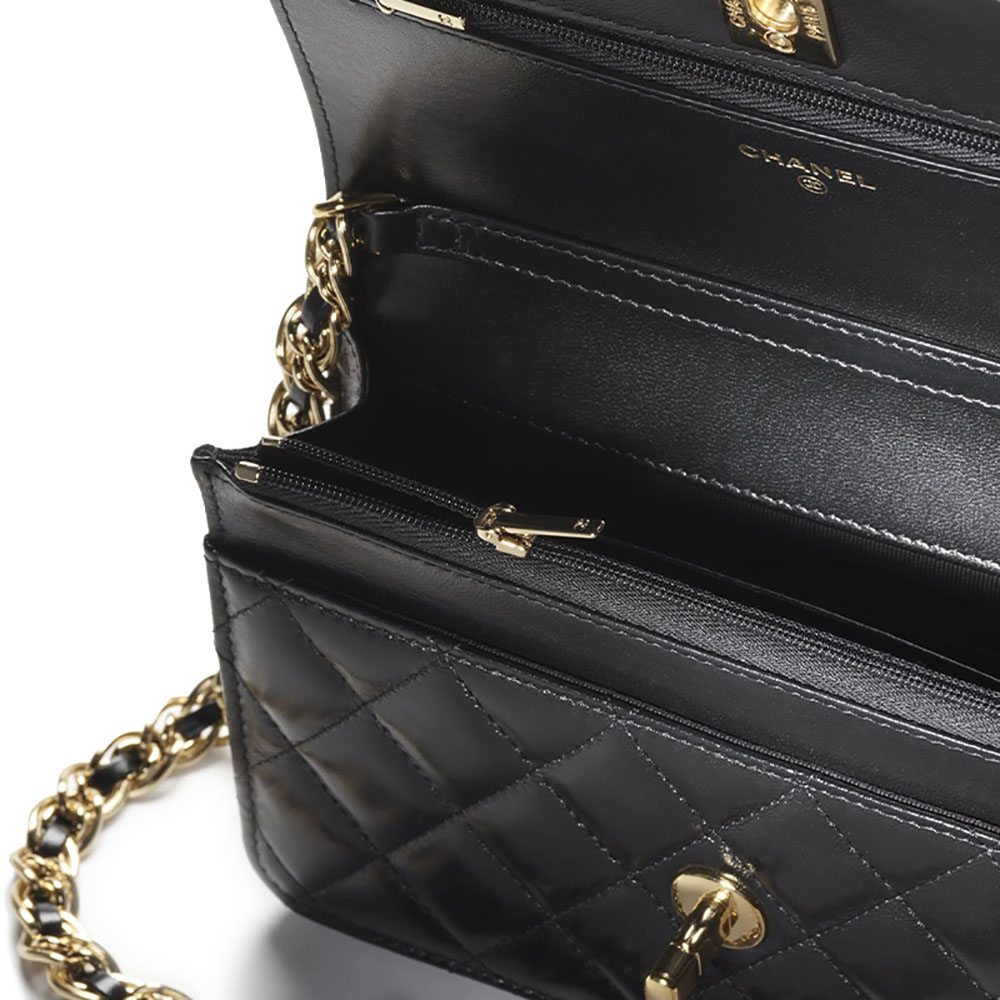 CHANEL(シャネル) チェーンウォレット