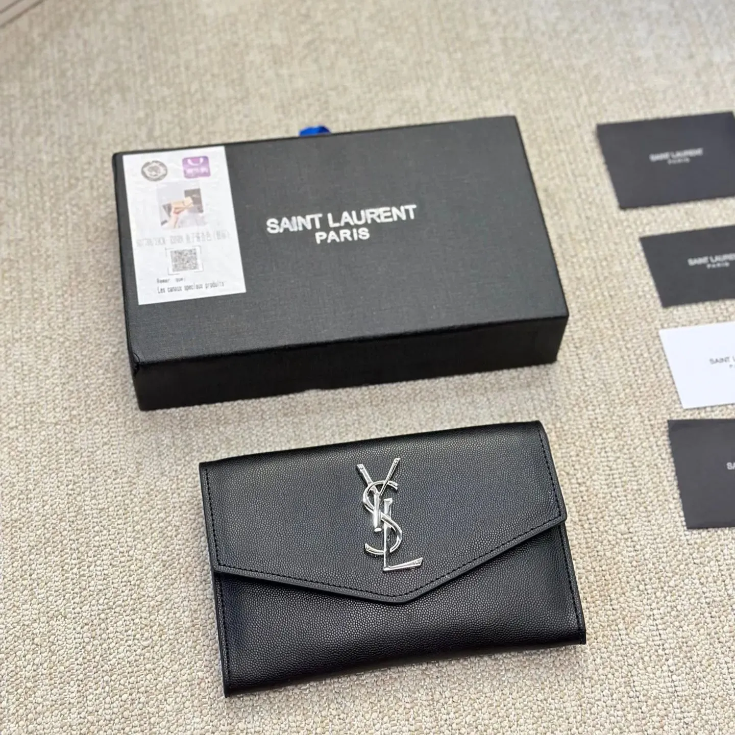 大人気!!Saint Laurent【本物保証】UPTOWN チェーンバッグ