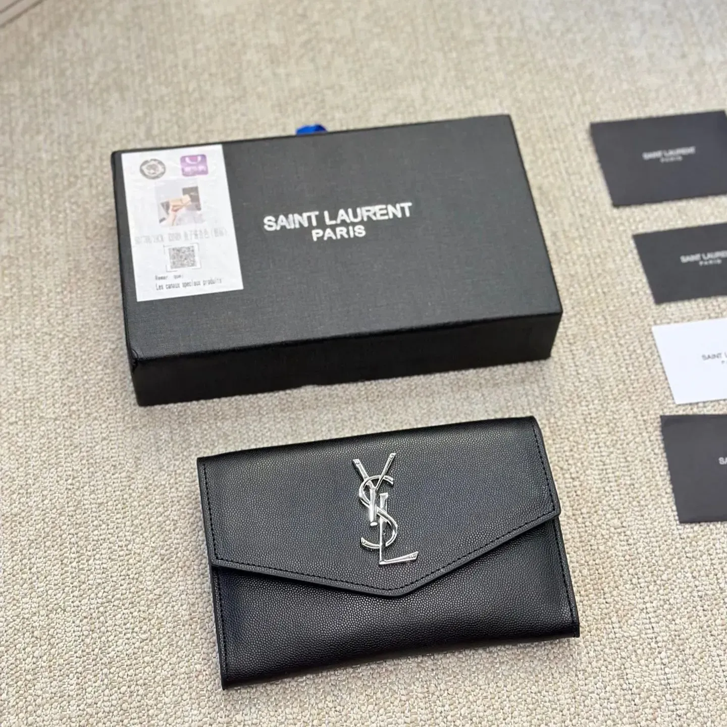 大人気!!Saint Laurent【本物保証】UPTOWN チェーンバッグ