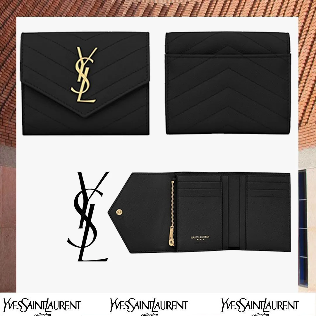 MONOGRAMブラックキルトレザー短い三つ折り財布をテクスチャ