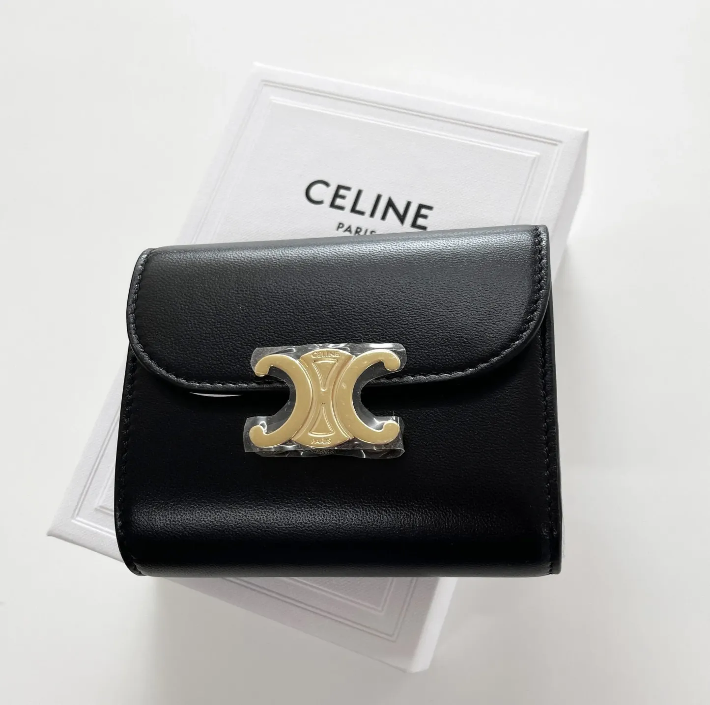 【CELINE】スモール フラップウォレット