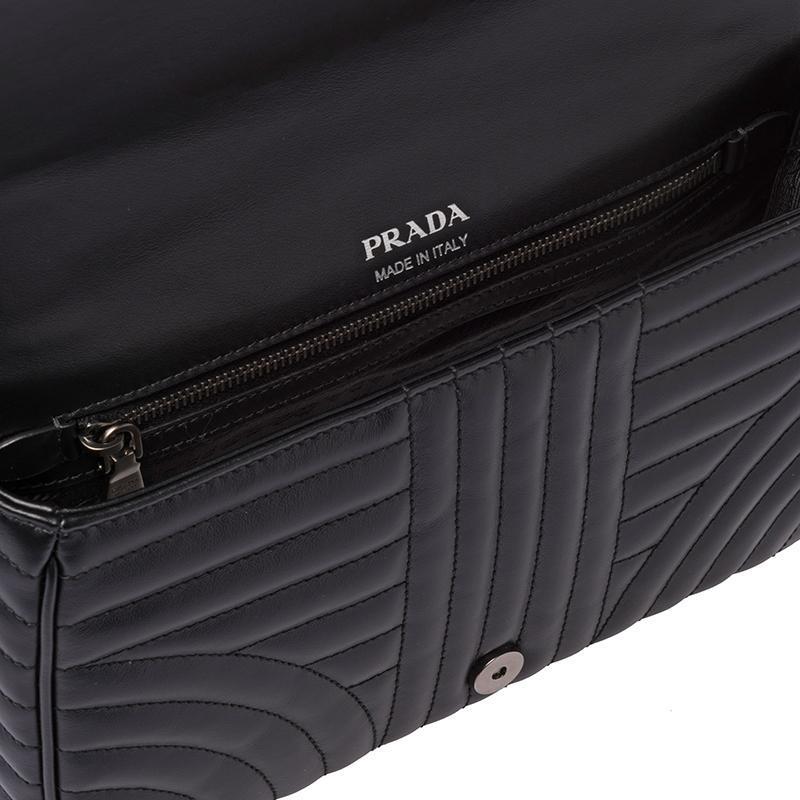 PRADA(プラダ) ダイアグラム レザー ショルダーバッグ ブラック