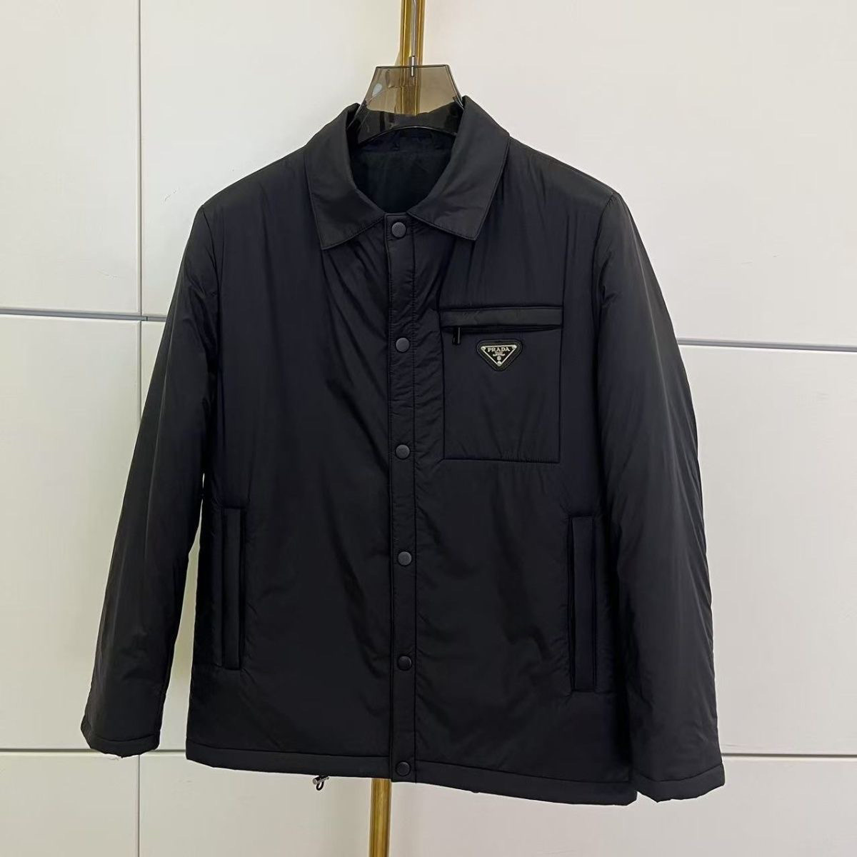 26 PRADA 新作 オープンカラーコットンジャケット メンズ スリム 保温