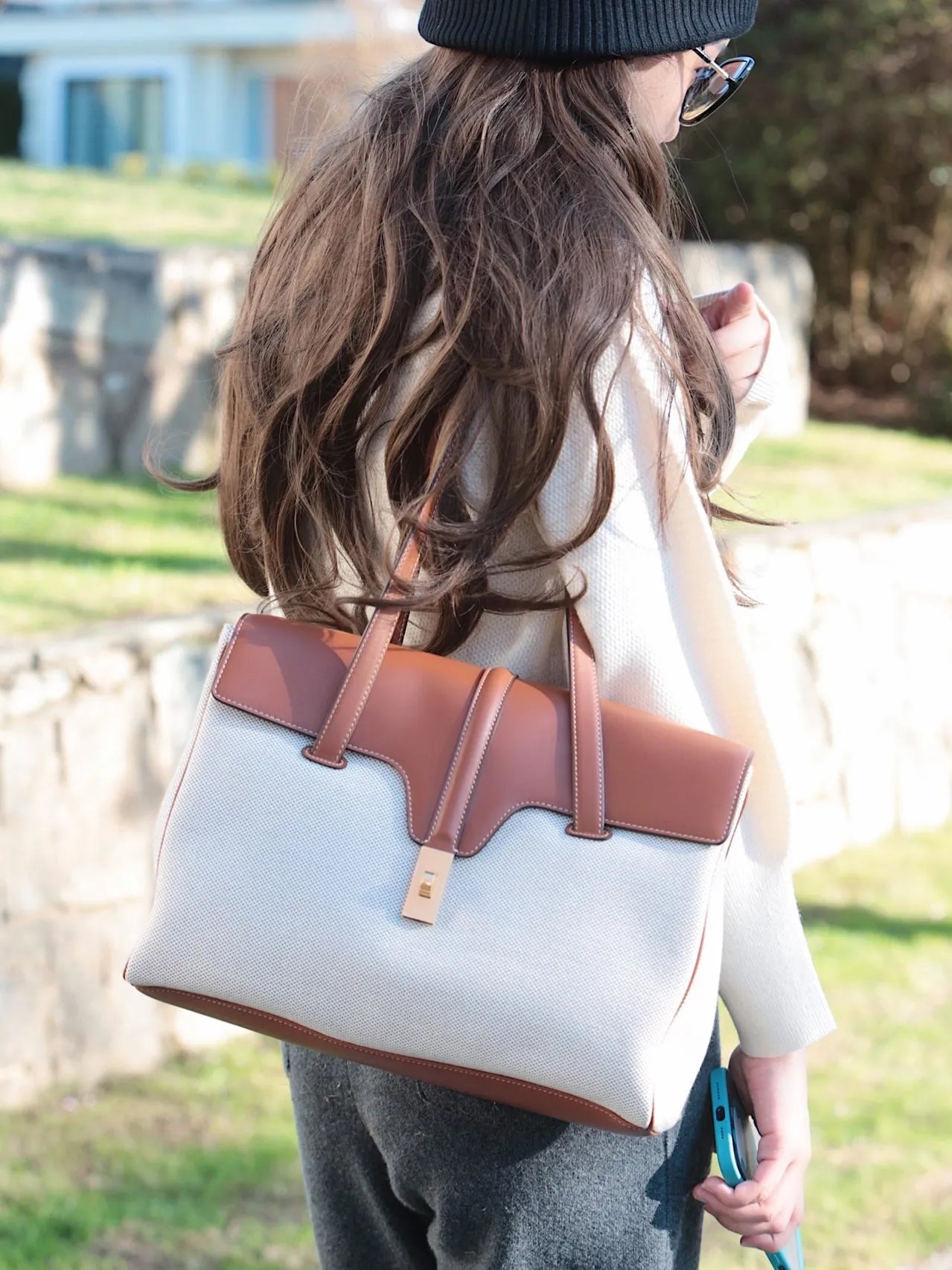 CELINE【セリーヌ】“本命” レディース通勤バッグ❤ミディアム ソフト16（セーズ）バッグ