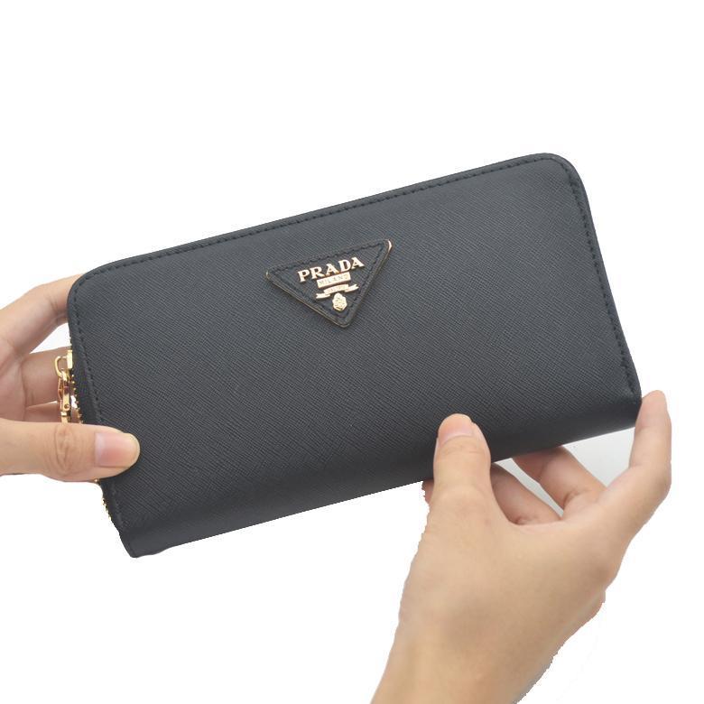 PRADA(プラダ) サフィアーノレザー 財布 ブラック