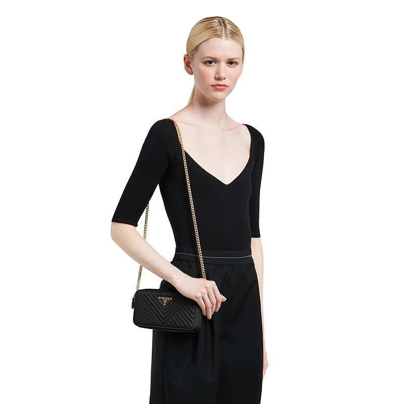 PRADA(プラダ) ナッパレザー ミニショルダーバッグ ブラック