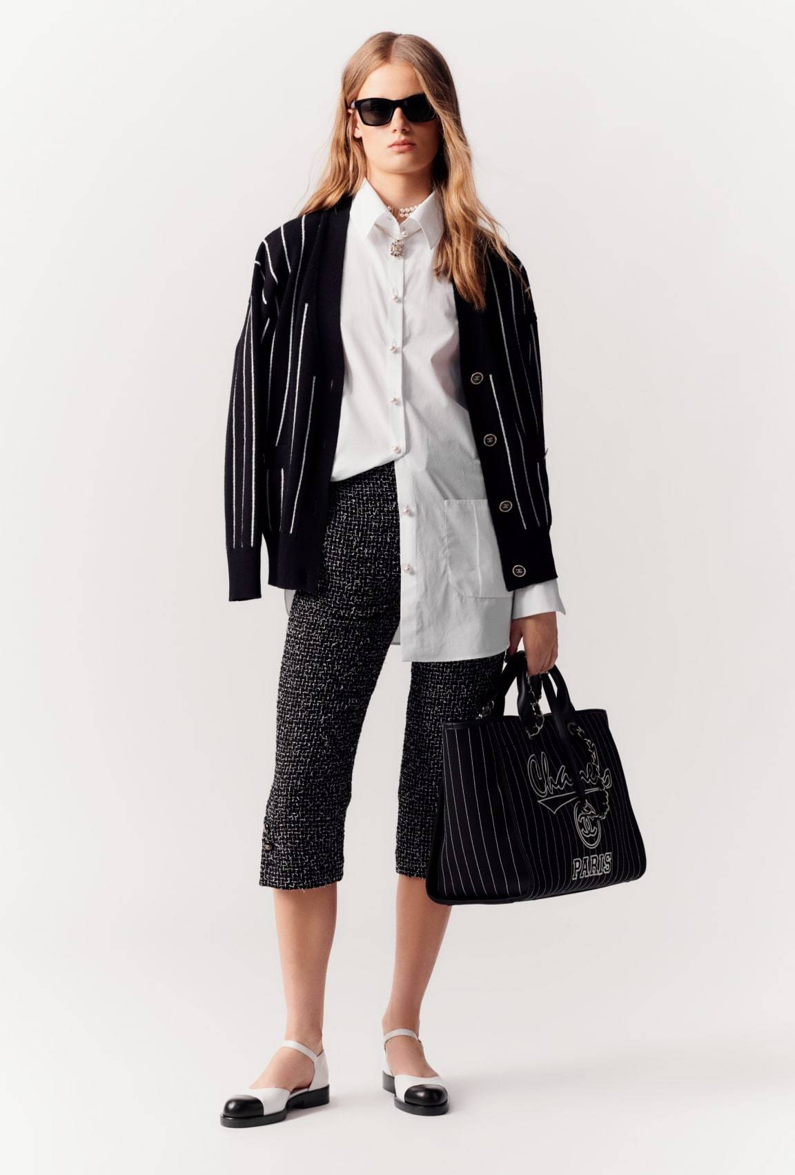 CHANEL (シャネル)  ラージ ショッピング バッグ