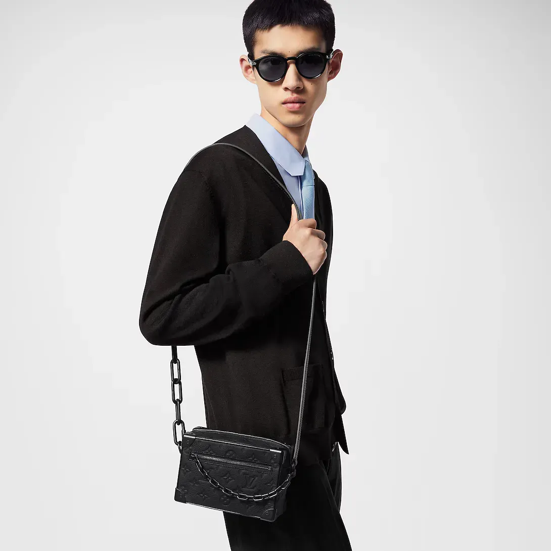 LOUIS VUITTON（ルイヴィトン）ミニソフトトランク