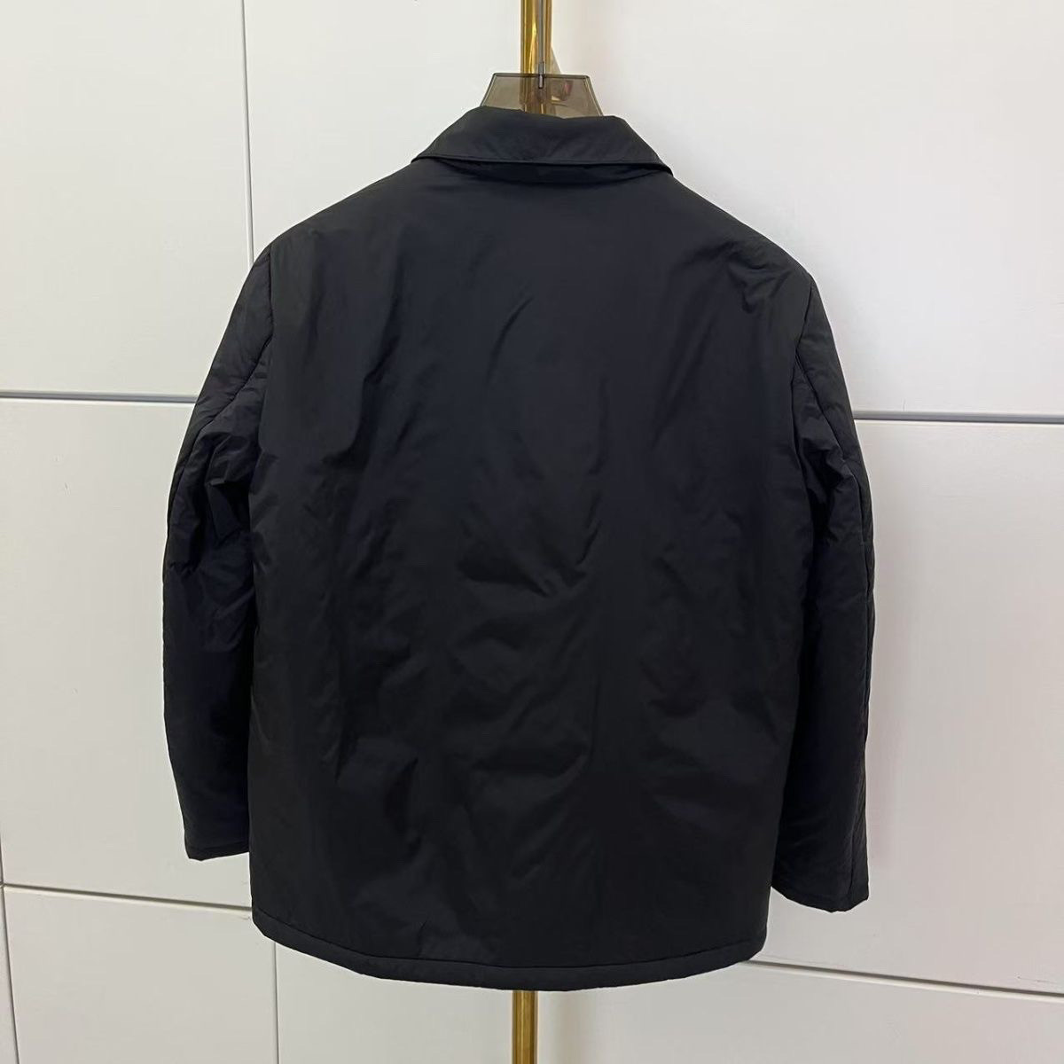 26 PRADA 新作 オープンカラーコットンジャケット メンズ スリム 保温