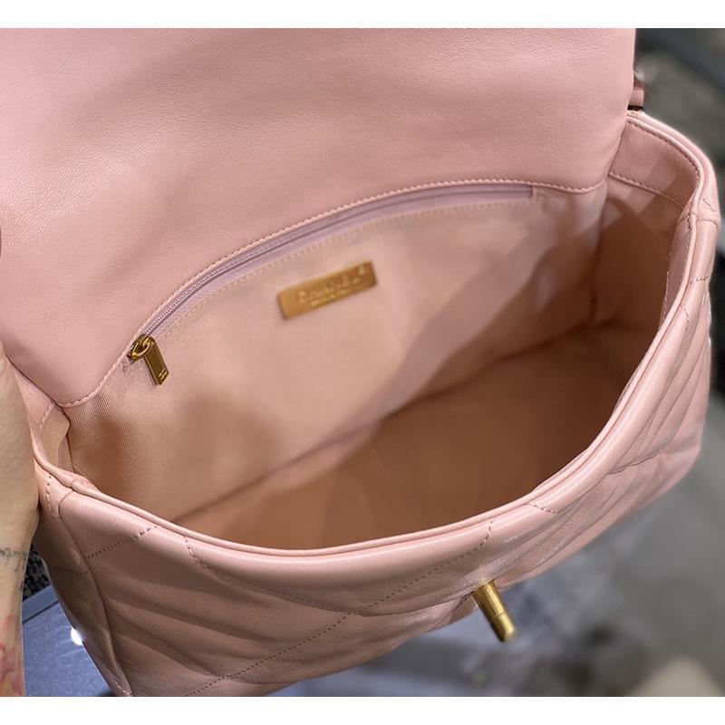 CHANEL(シャネル) 19 ハンドバッグ 2色