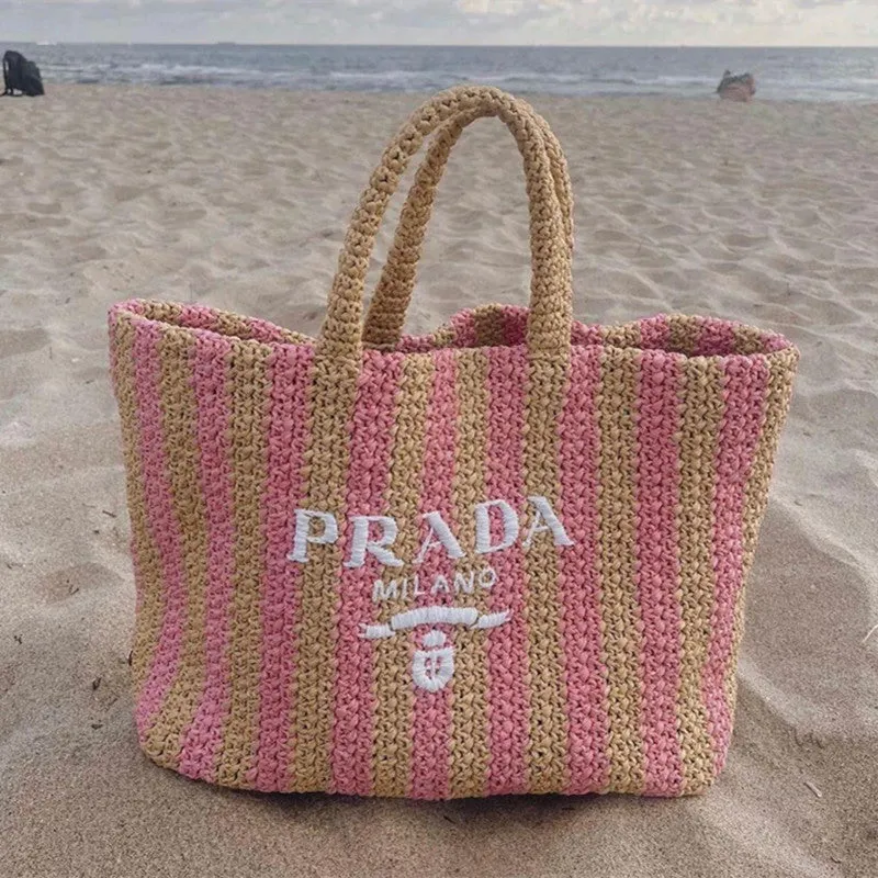 限定30個！売り切れ次第終わり！【PRADA |公式サイトは正規品】雑誌「BAILA」7月号掲載！長澤まさみさん同項 のする限定版“ラフィアトートバッグ”が登場！