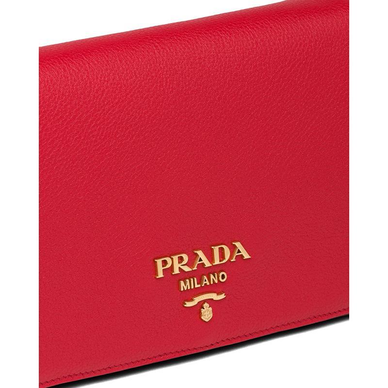 PRADA(プラダ) レザー ショルダーバッグ レッド