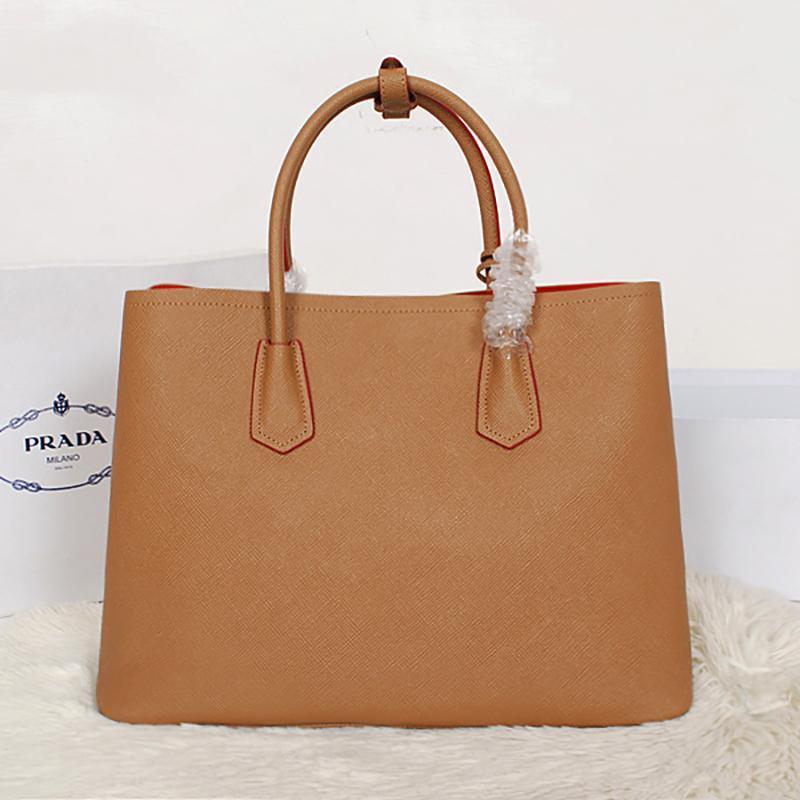 PRADA(プラダ) ダブルバッグ ブラウン