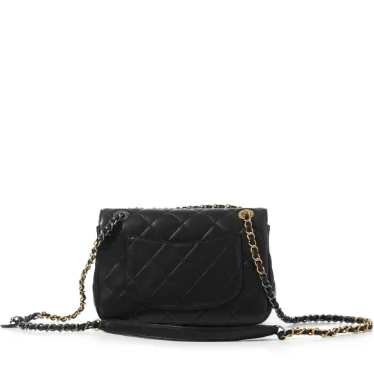 【CHANEL |公式サイトは正規品】雑誌「25ans」掲載中条あやみさん愛用している真珠ヘアピンマイクバッグ★完売続出オンラインの初販売！なくなり次第終了！