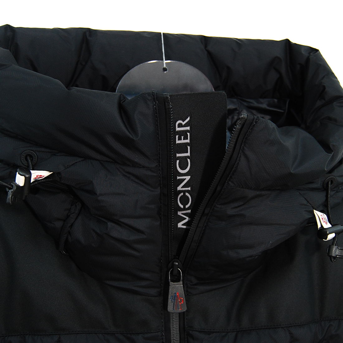 関税負担なし☆MONCLER ショート丈ダウンジャケット メンズ