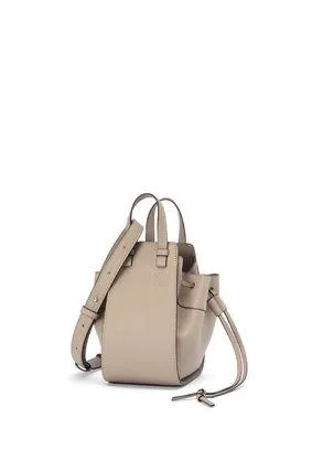 【送料無料】【代金引換】ロエベショルダーバッグハンドバッグ