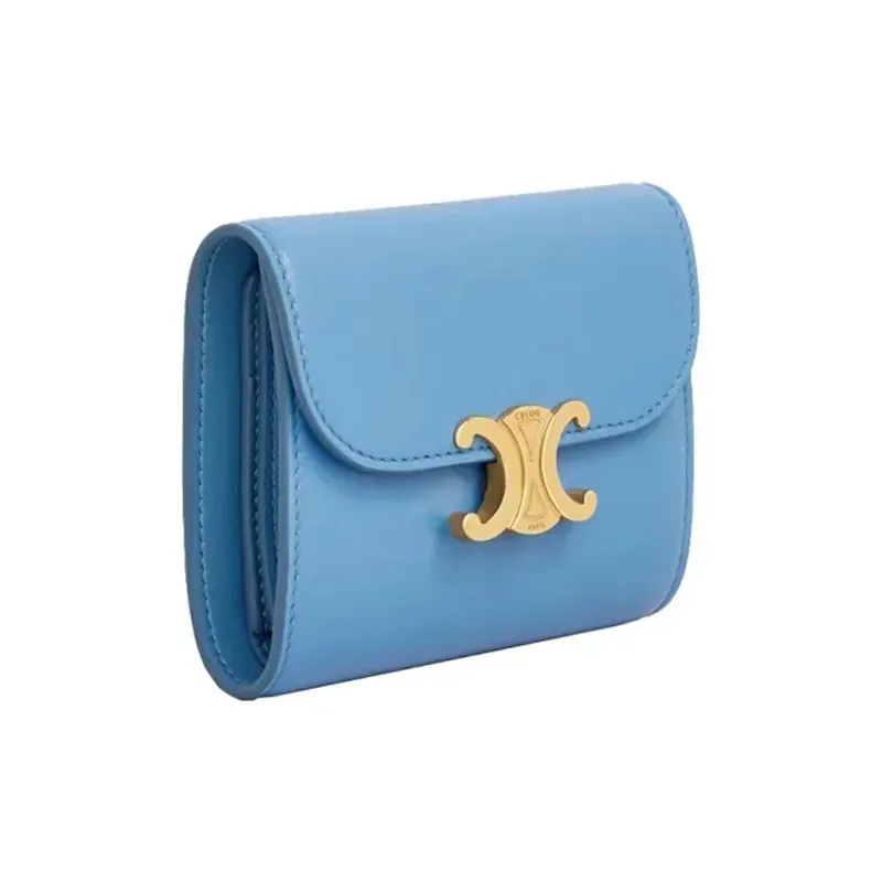 CELINE【入手困難】【財布】可愛い ★TRIOMPHE SMALL FLAP WALLET★【財布】
