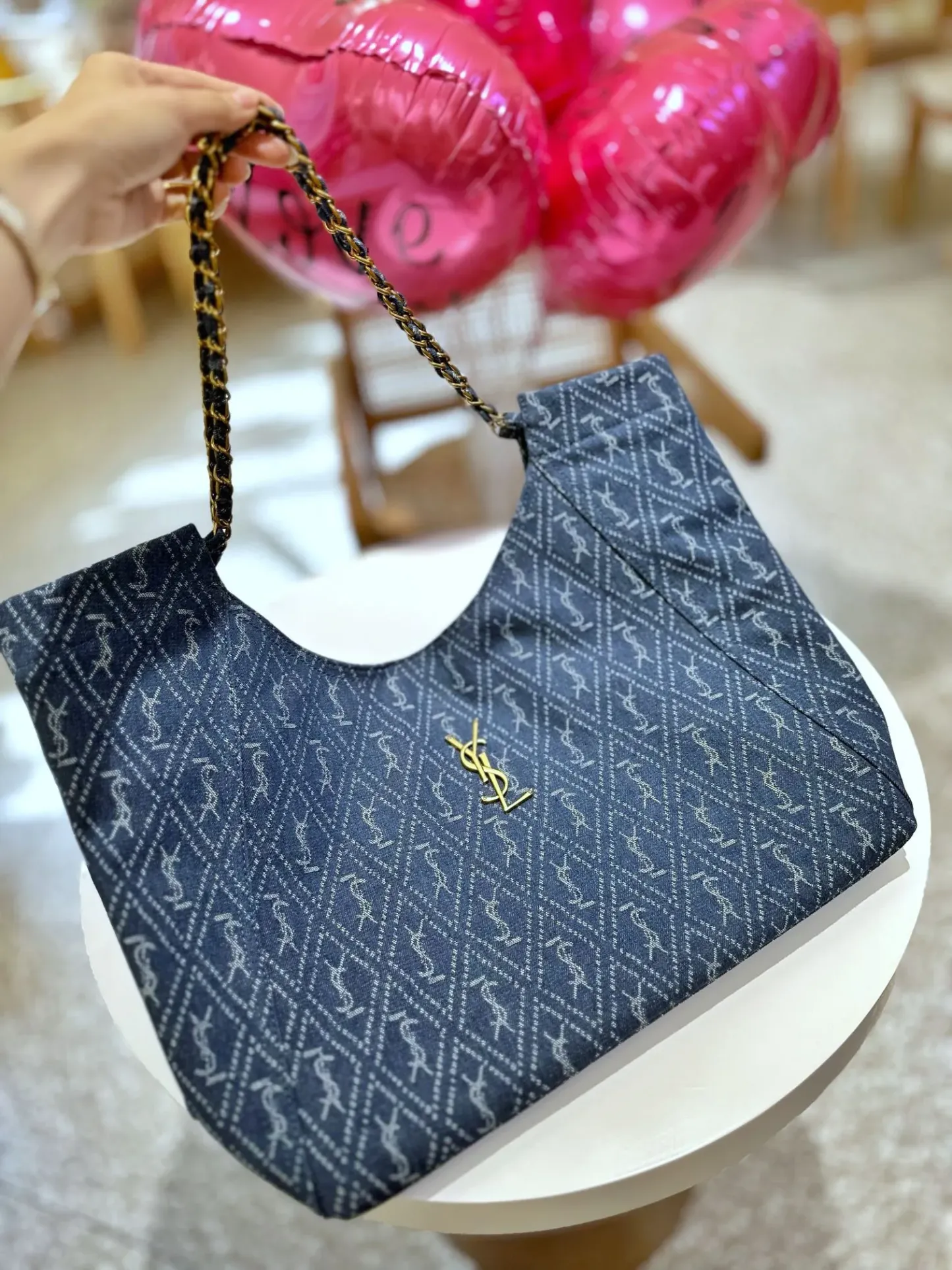 YSL デニム 脇の下のバッグ サイズ45×35cm 大容量