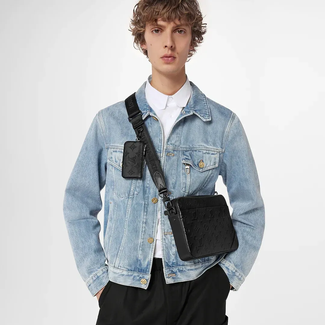 LOUIS VUITTON（ルイヴィトン）デュオメッセンジャー