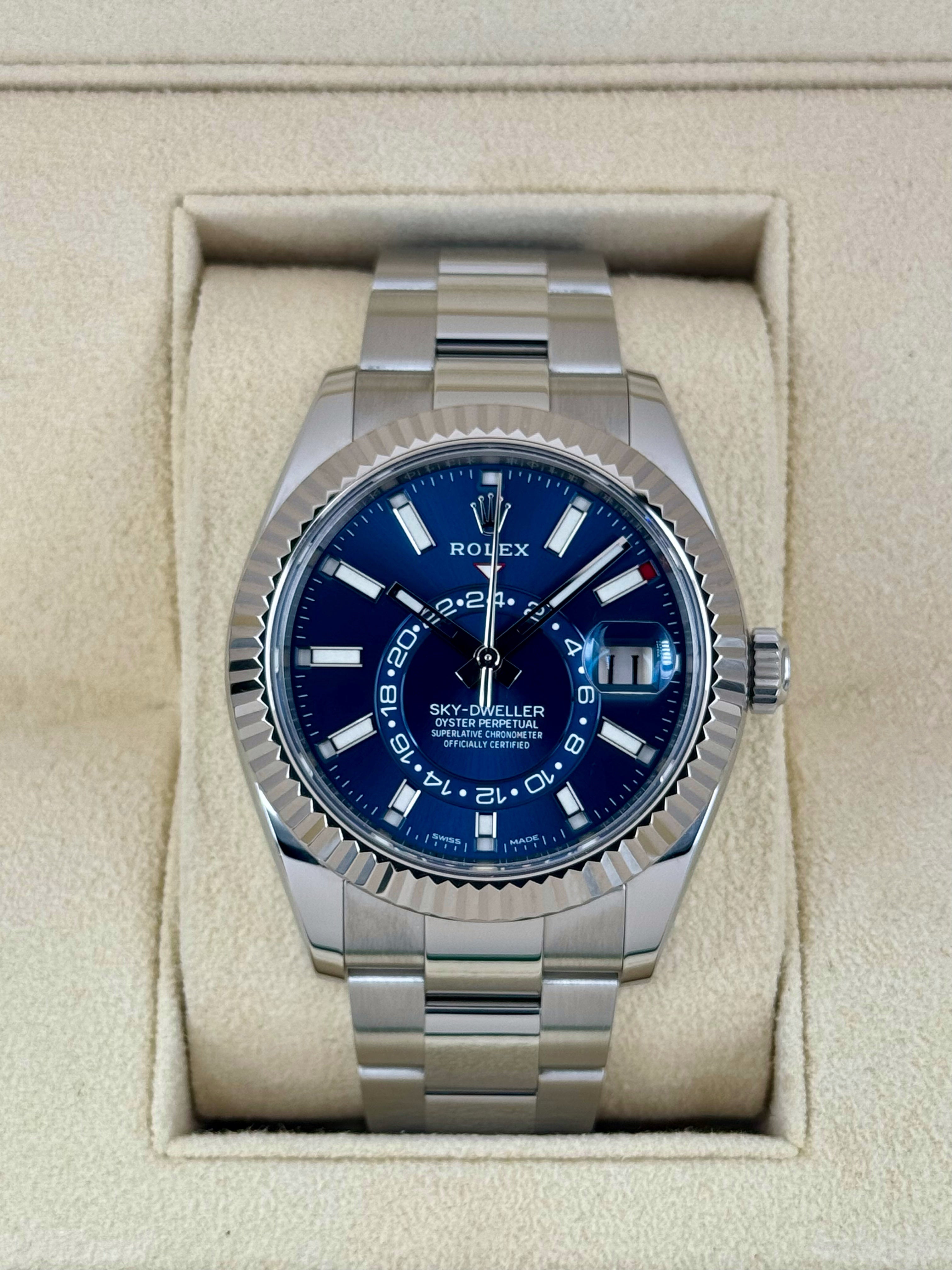 2023 ロレックス スカイドゥエラー 42mm 326934 オイスターブルー文字盤