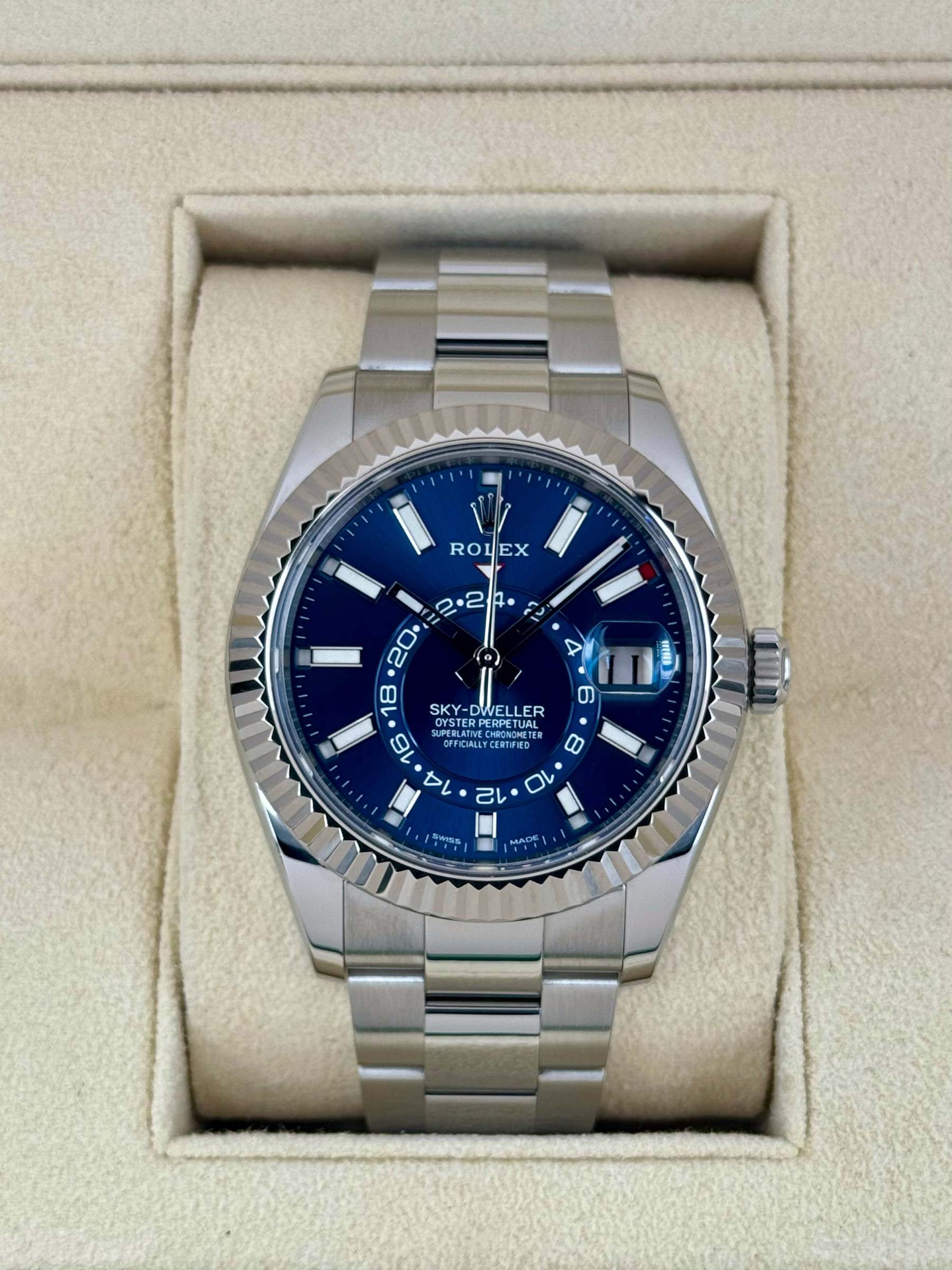 2023 ロレックス スカイドゥエラー 42mm 326934 オイスターブルー文字盤