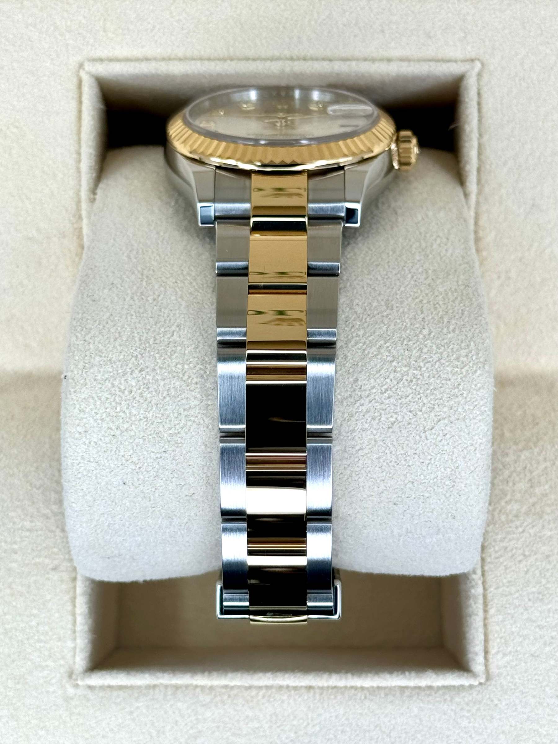 NEW 2024 ロレックス レディデイトジャスト 31mm 278273 ツートーンシルバーダイヤダイヤル