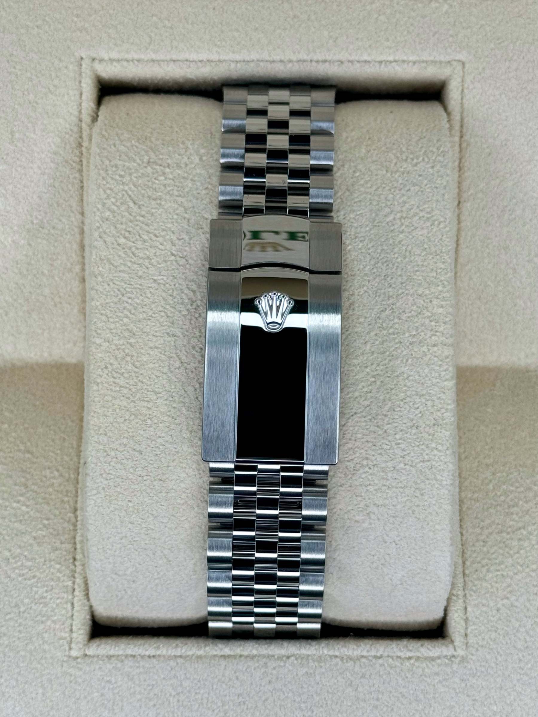 NEW 2025 ロレックス デイトジャスト 41mm 126334 ジュビリーブラックダイヤダイヤル