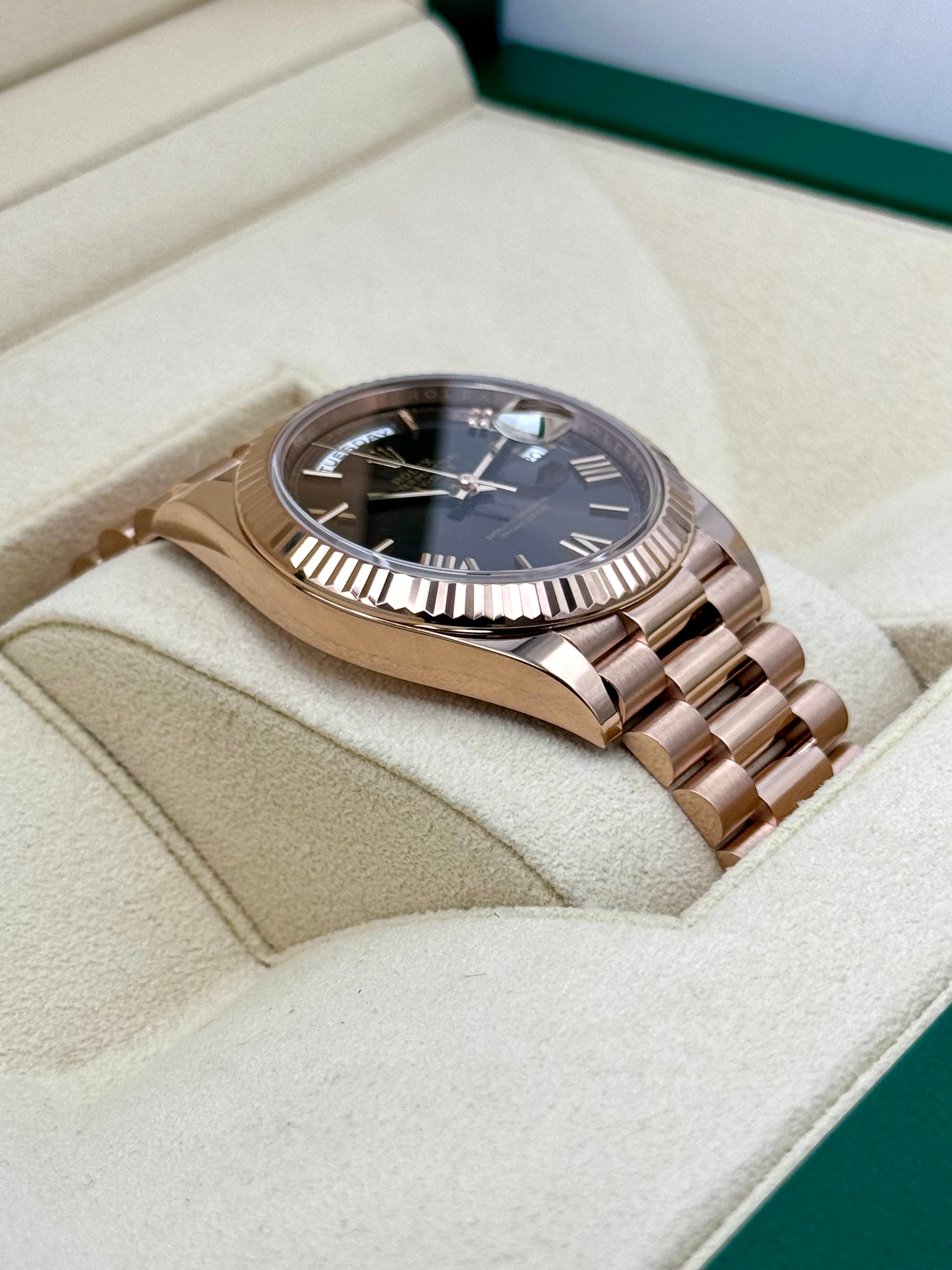 2024 ロレックス デイデイト 40mm 228235 ローズゴールド チョコレートダイヤル