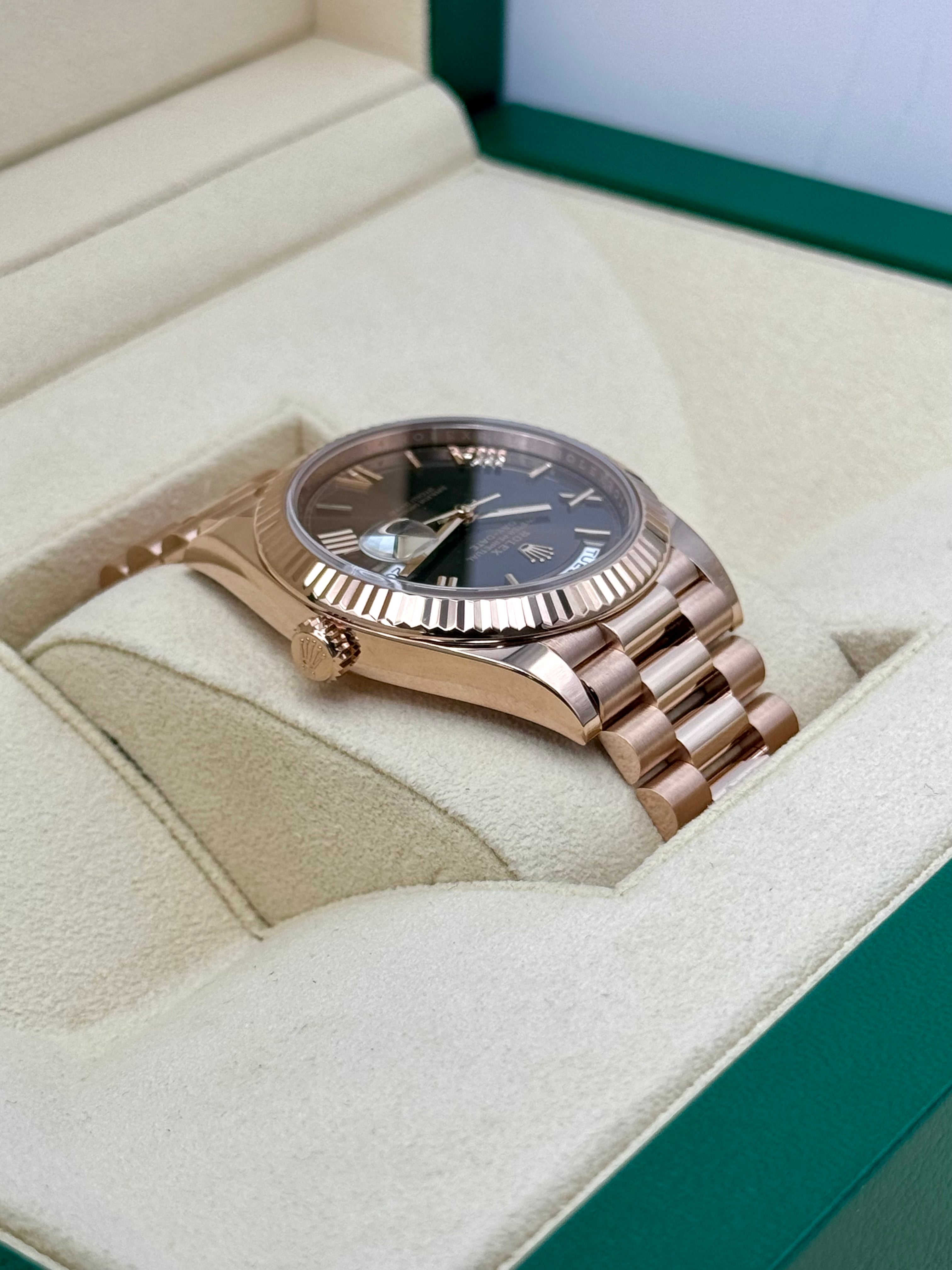 2024 ロレックス デイデイト 40mm 228235 ローズゴールド チョコレートダイヤル
