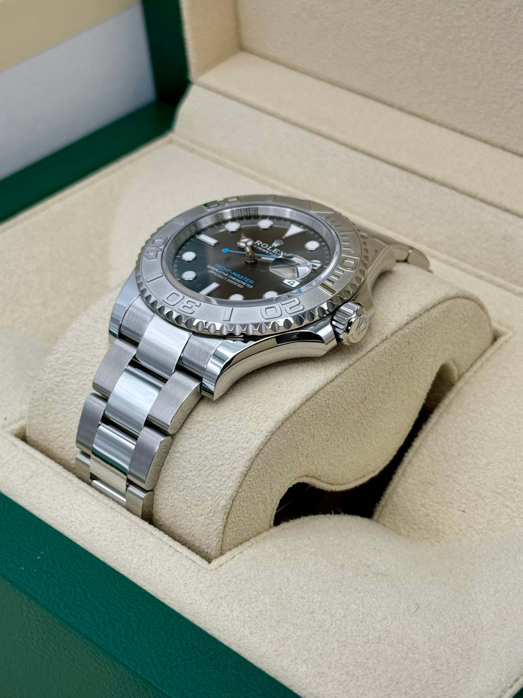 NEW 2024 ロレックス ヨットマスター 40mm 126622 ステンレススティール ロジウム文字盤