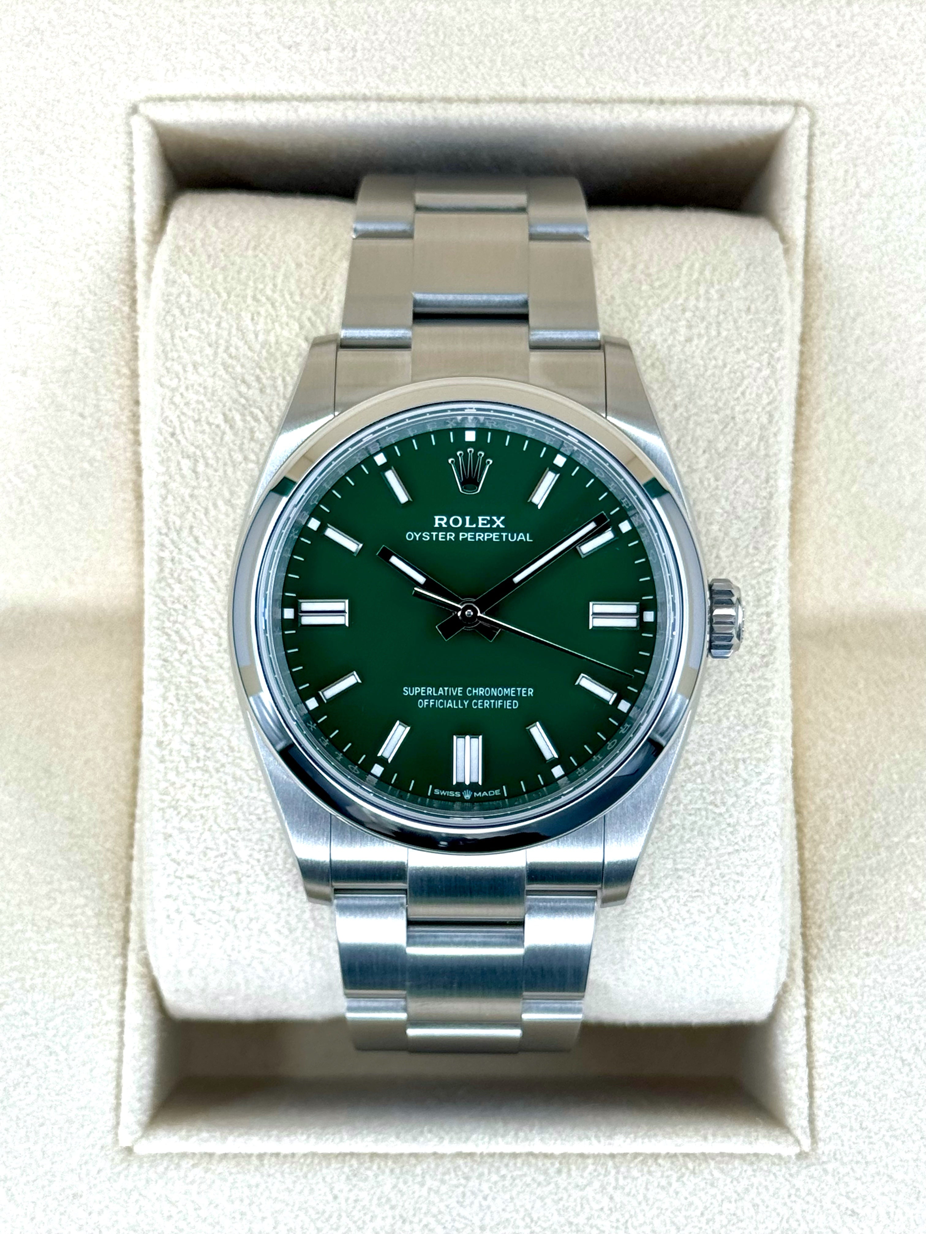 NEW 2024 ロレックス オイスターパーペチュアル 36mm 126000 グリーンダイヤル