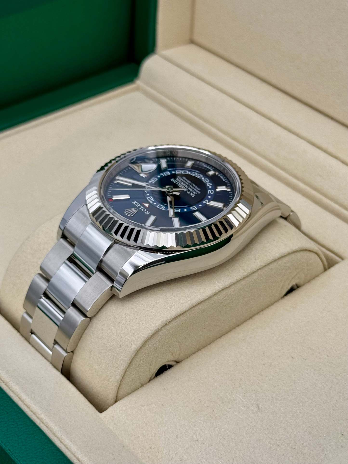 NEW 2025 ロレックス スカイドゥエラー 42mm 336934 オイスターブルーダイヤル