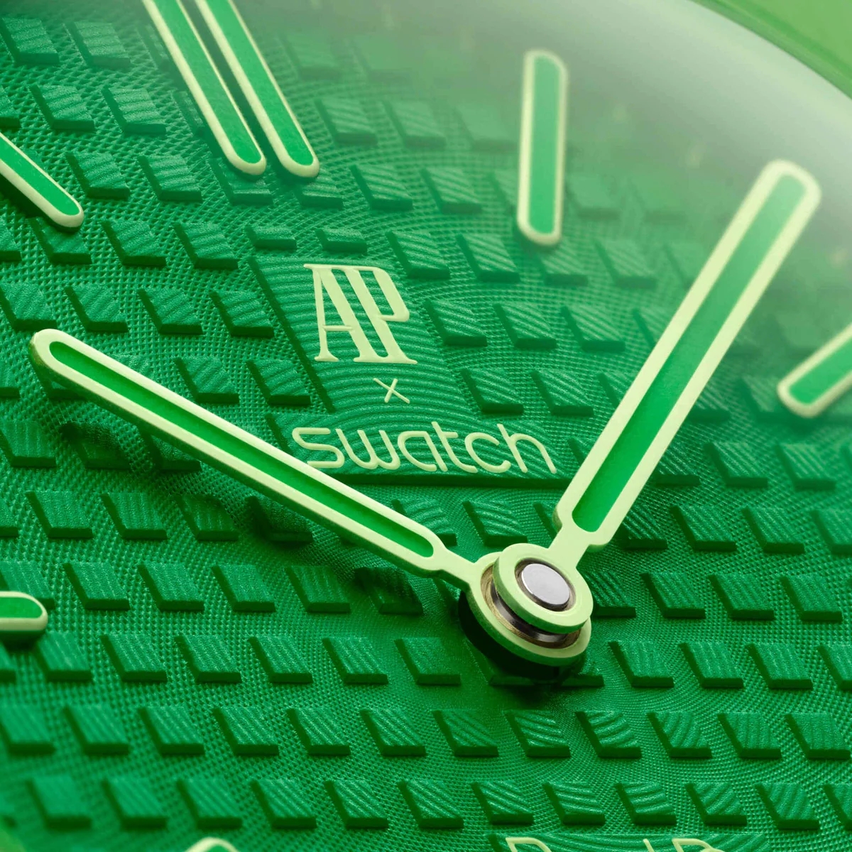 SWATCH X AUDEMARS PIGUET GREEN EIGHT