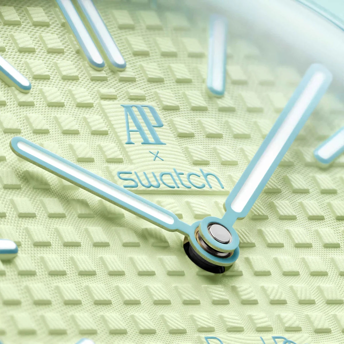 SWATCH X AUDEMARS PIGUET BLAUE ACHT