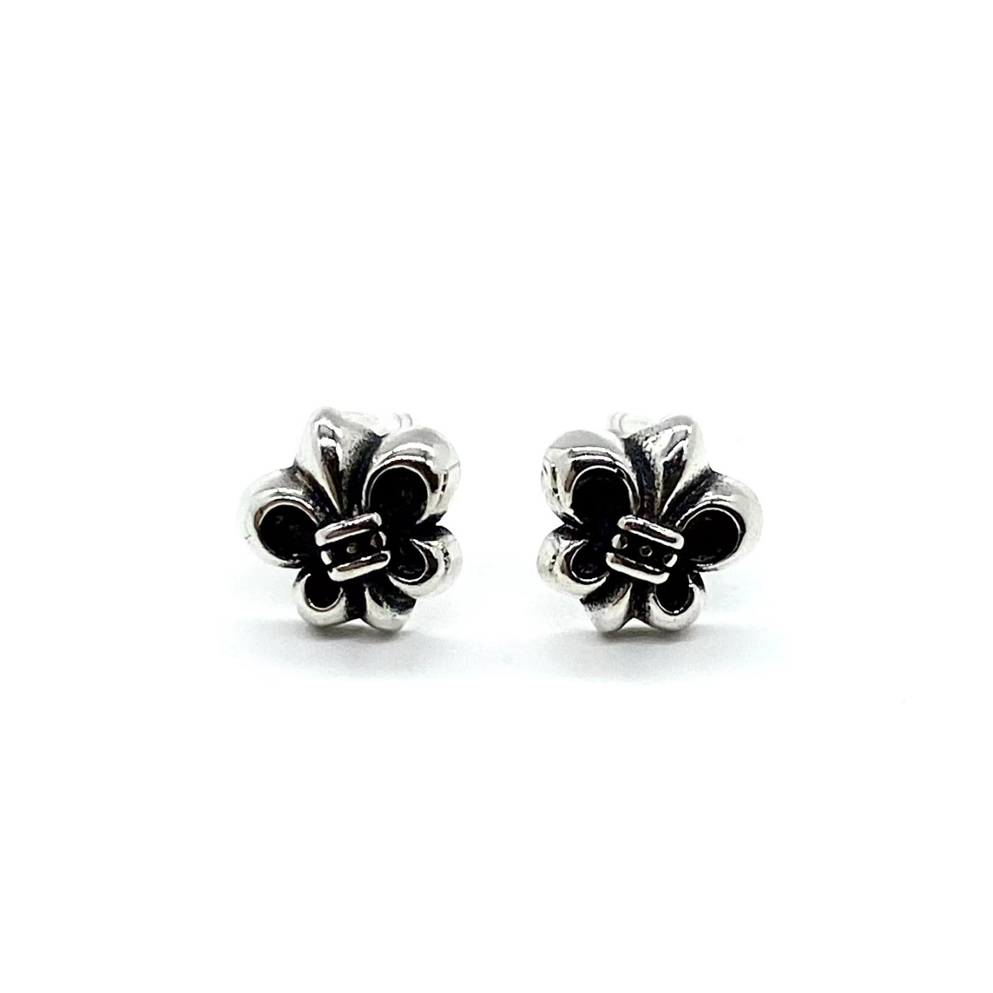 Chrome Hearts（クロム・ハーツ）の童军花イヤリング
