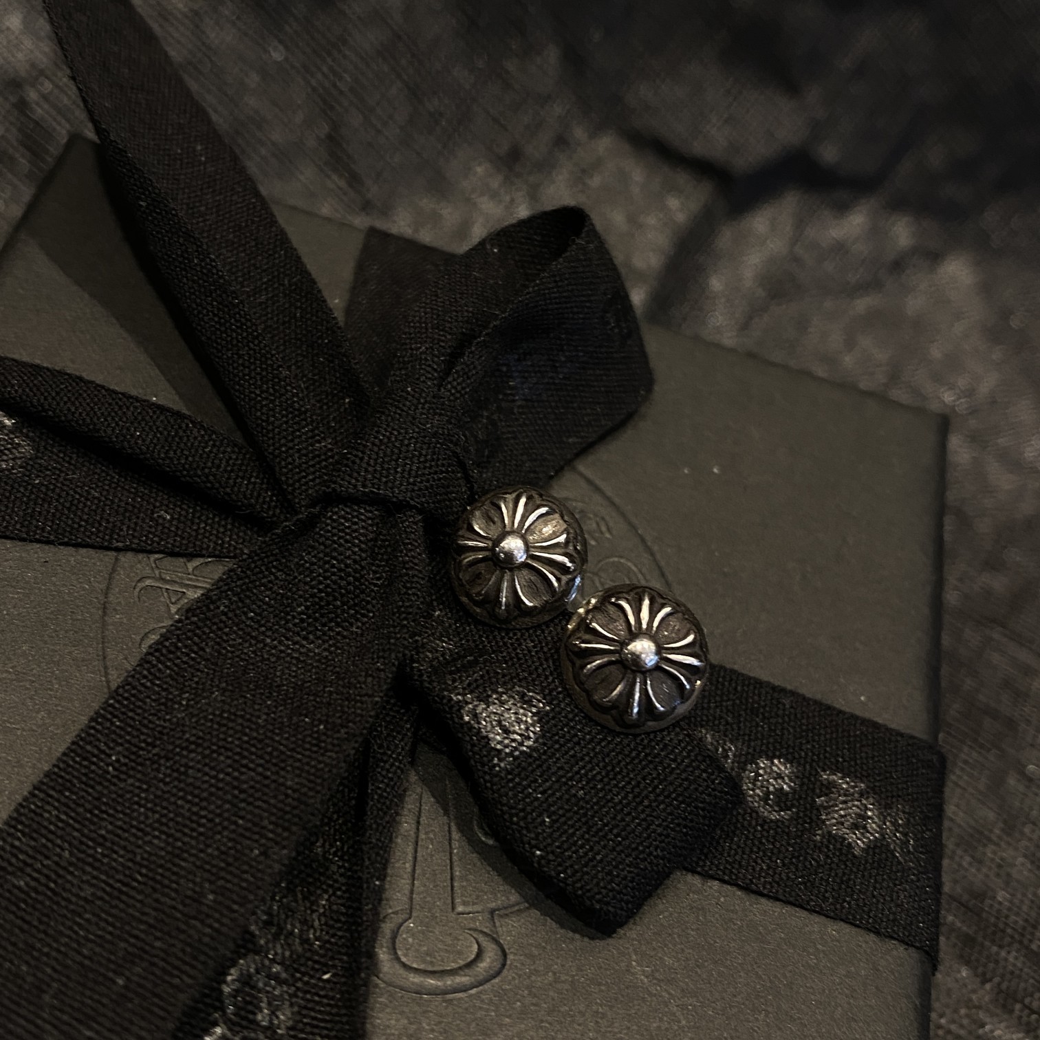 Chrome Hearts（クロム・ハーツ）のクロスフラワーシールドイヤリング