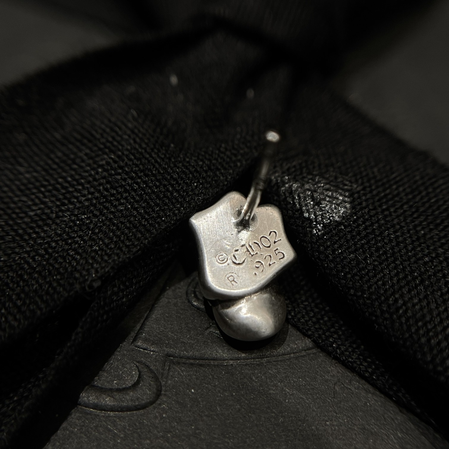 Chrome Hearts（クロム・ハーツ）のローリング・ストーンズの舌モチーフのイヤリング