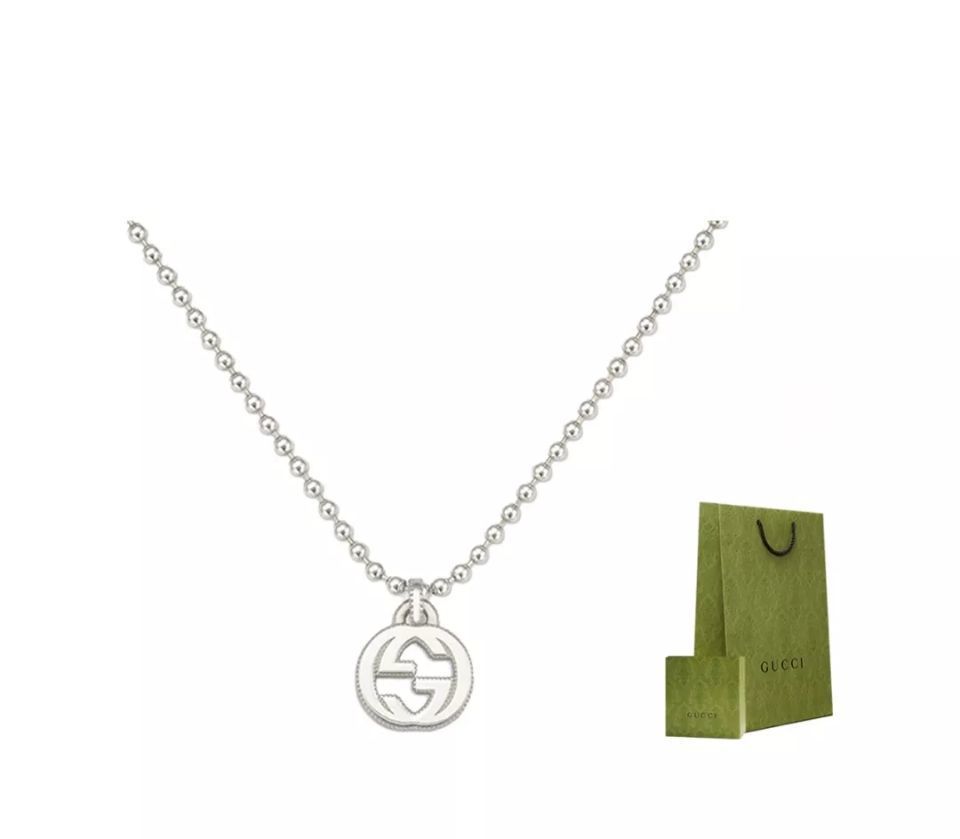 Gucci（グッチ）の interlocking のスモールサイズの玉型ビーズとダブル G のネックレス