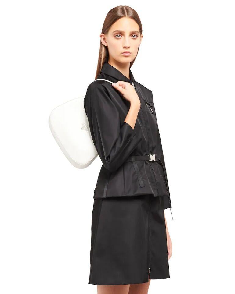 PRADA(プラダ) クレオ ブラッシュドレザー ショルダーバッグ ホワイト