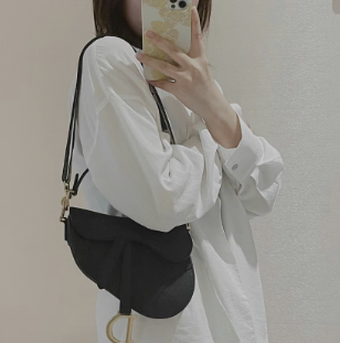 【CHRISTIAN DIOR】「25ans」掲載Cocomi大人気の★「サドル」バッグ★完売続出★限定30個お早めに！