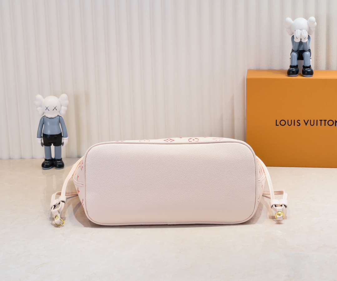 m45684、m45685、m40995（シルクスクリーン印刷）のtote mmハンドバッグです。 