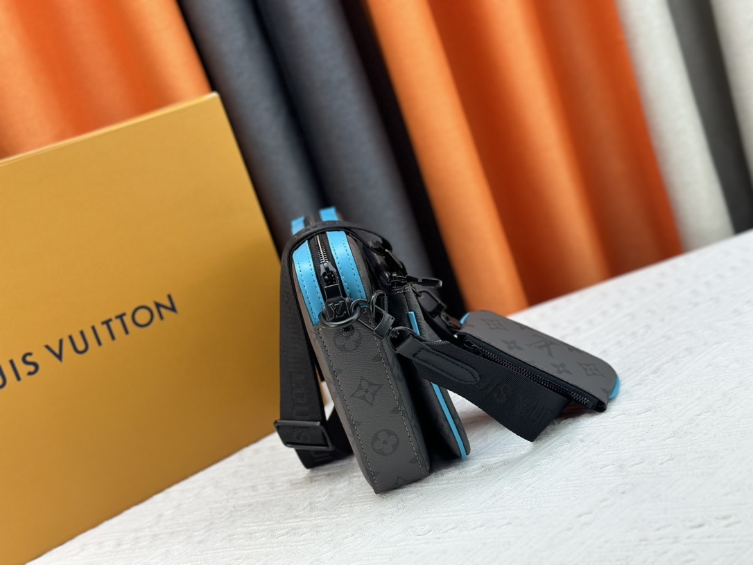 このルイヴィトンの男性用ポストマンバッグ 3 点セットシリーズは、P130、M69443、M11648 及び 11645 新版本のアイテムから構成されており、魅力的なデザインと機能性を備えています。